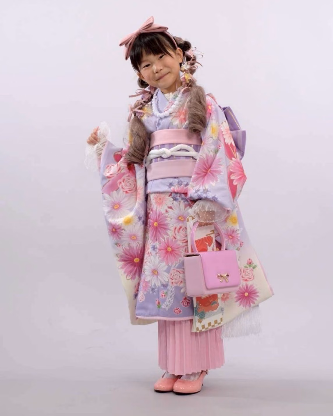 七五三 着物姿のお子様の全身